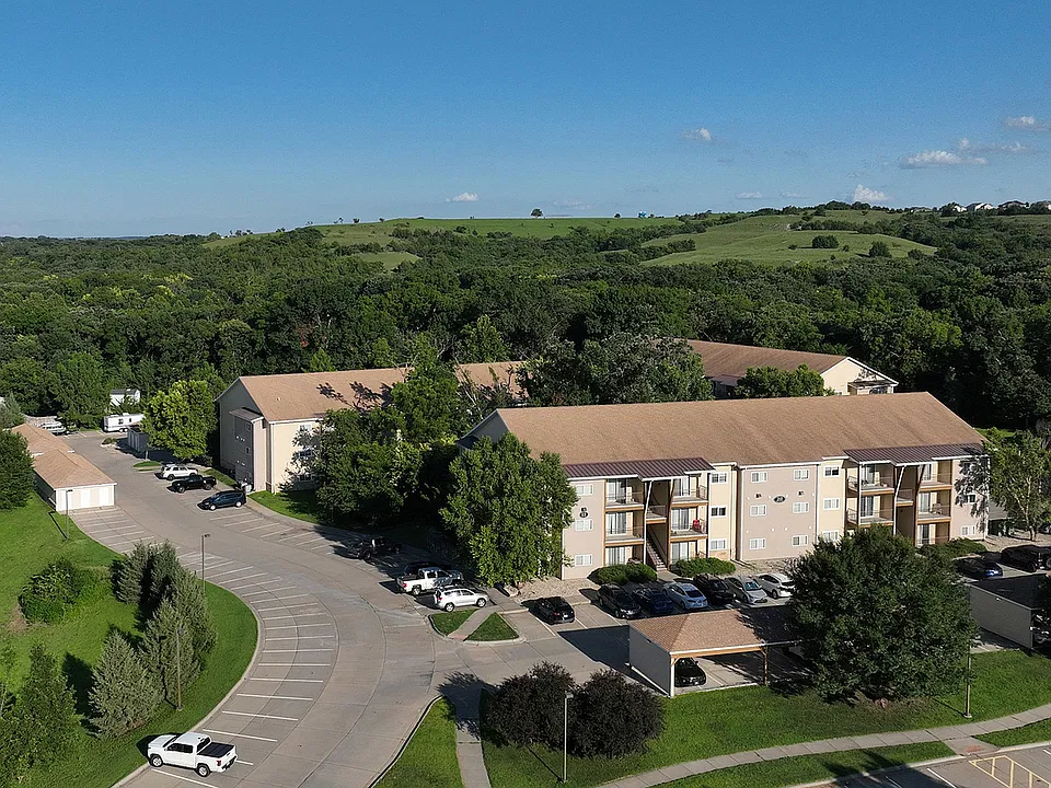 Scenic Woods Apartments