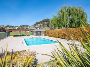 42 Wharf Cir, San Rafael, CA 94903