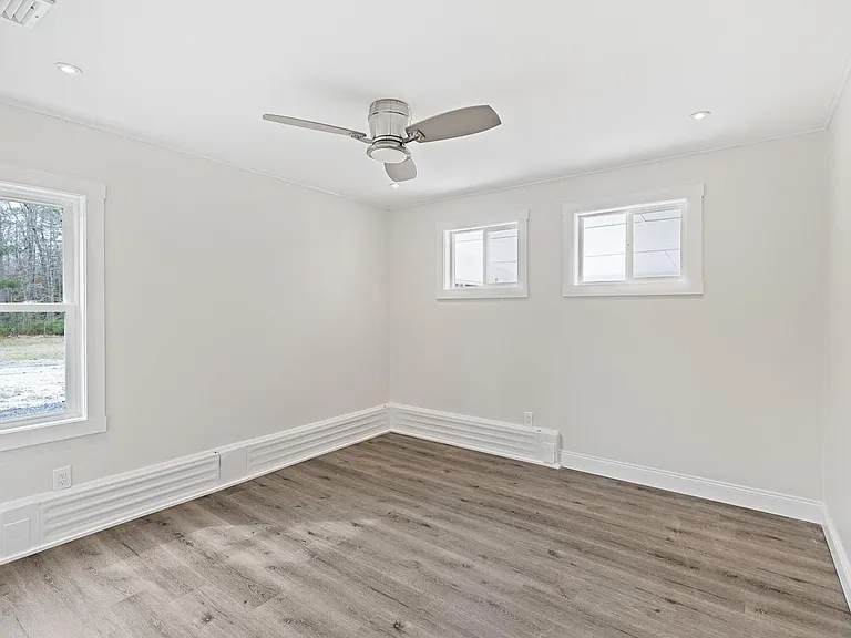 151 Mill St — Photo 28
