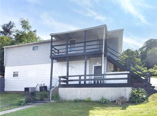 4086 Jordan St #4, South Heights, PA 15081