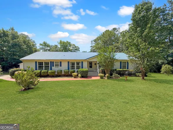 266 Pioneer Trl, Jackson, GA 30233