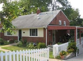 1290 Grouse Dr, Pittsburgh, PA 15243