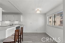5th image of 5349 Newcastle Ave APT 18
