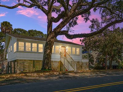 222 E Hudson Ave, Folly Beach, SC, 29439