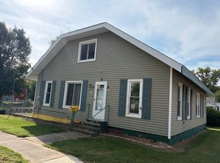 323 W Chestnut St, Mason City, IL 62664