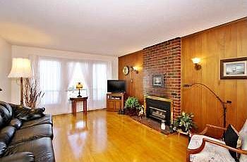5th image of 440 Lynbrook Dr