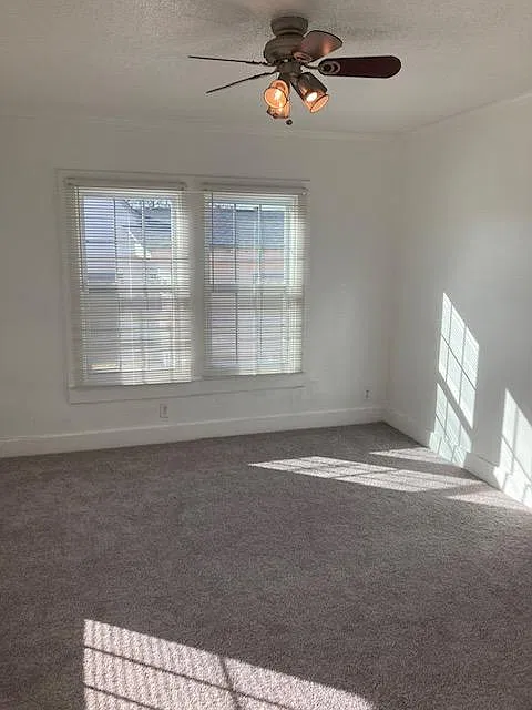 3 bed, 1196 sqft, $2,000 — Photo 3