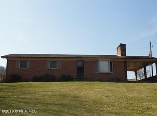 133 Springdale Rd, Pearisburg, VA 24134