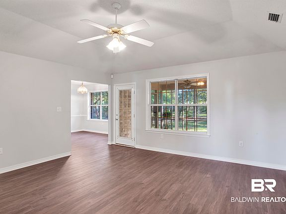 5th image of 525 Orchard Ln