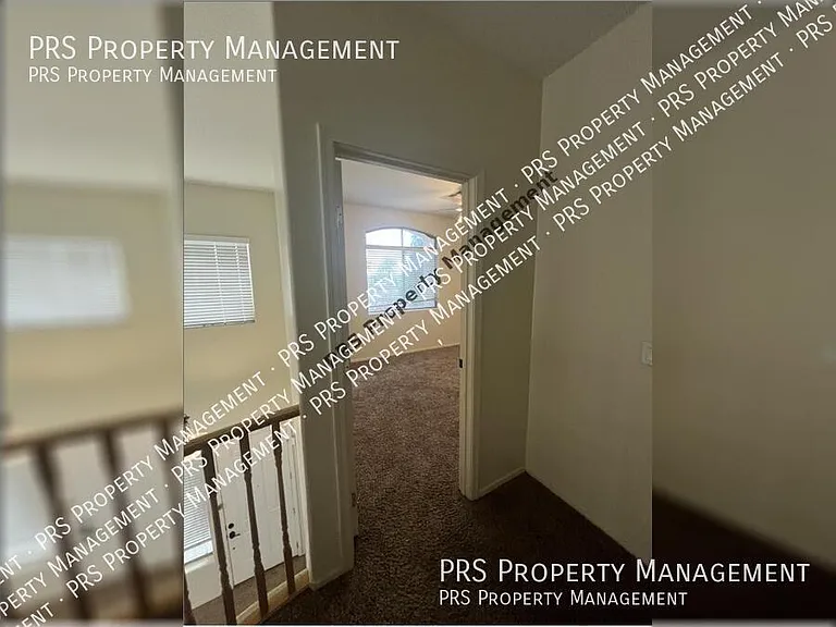 576 E Julian Dr — Photo 31