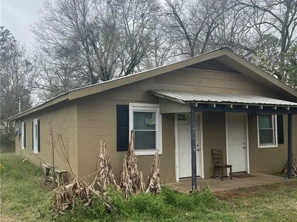 1074 Lemon St NE, Dawson, GA 39842