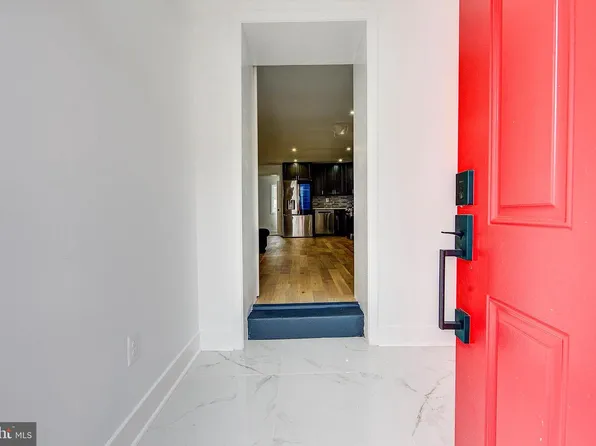 5736 Reedland St, Philadelphia, PA 19143