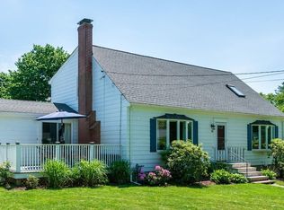 76 Lane Dr, Norwood, MA 02062