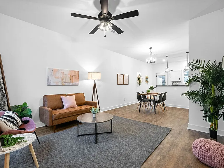 914 Power St #3 — Photo 3