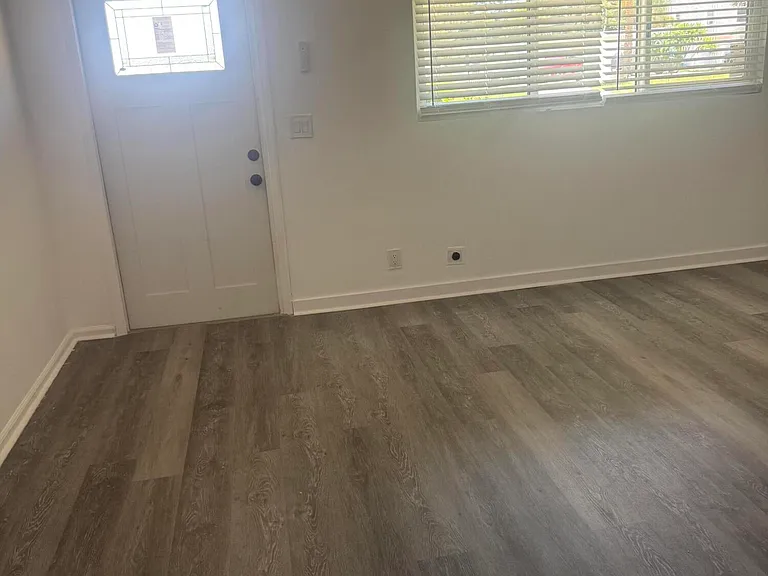 341 Silver Beach Rd #343 — Photo 3