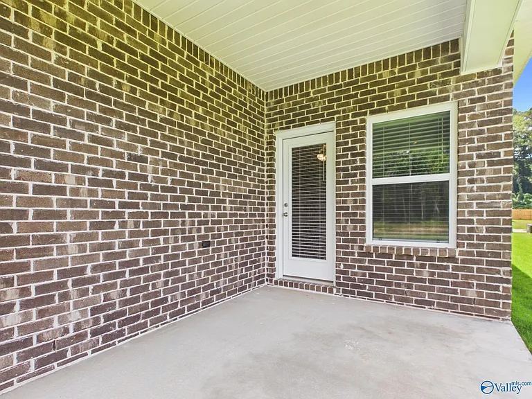 1325 Eidson St — Photo 38