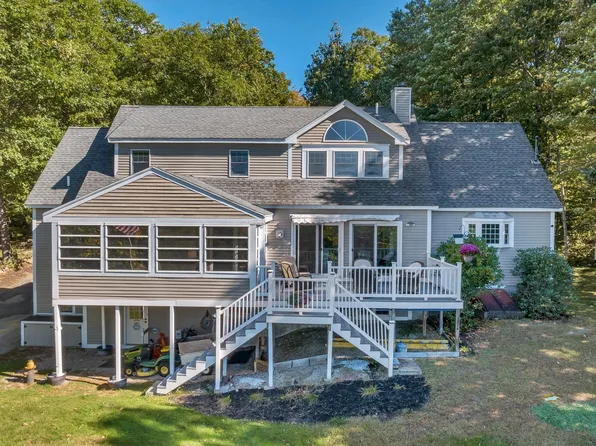 10 Jordan Way, Tuftonboro, NH 03816