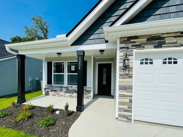 1204 Mason Hill Way, Spartanburg, SC 29301