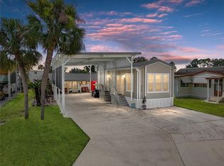 5101 Shore Line Dr, Polk City, FL 33868