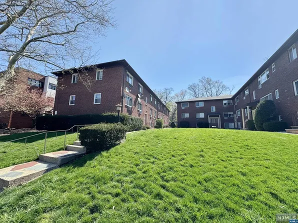 372 Valley St #C6f, South Orange, NJ 07079