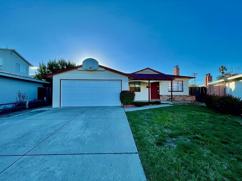 1st image of 7583 Lockford Ct