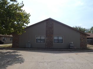 911 NE Tortoise Dr APT C, Lawton, OK 73507