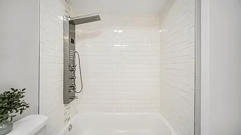 8726 Lakewood Ave — Photo 7