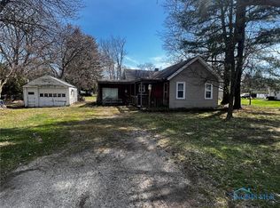 820 Sawyer Rd, Toledo, OH 43615