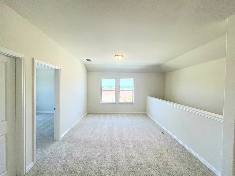 3201 Riverlawn Dr — Photo 27