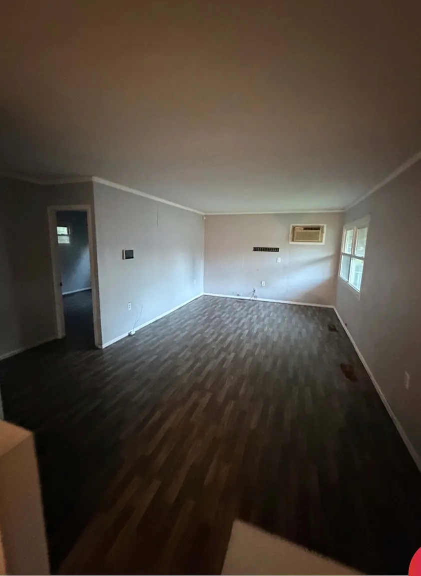 3 bed, 960 sqft, $1,000 — Photo 4