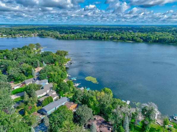 4268 Reiland Ln, Shoreview, MN 55126