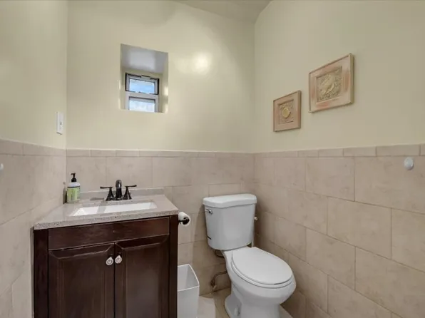 2747 Haring Street image 22 of 24