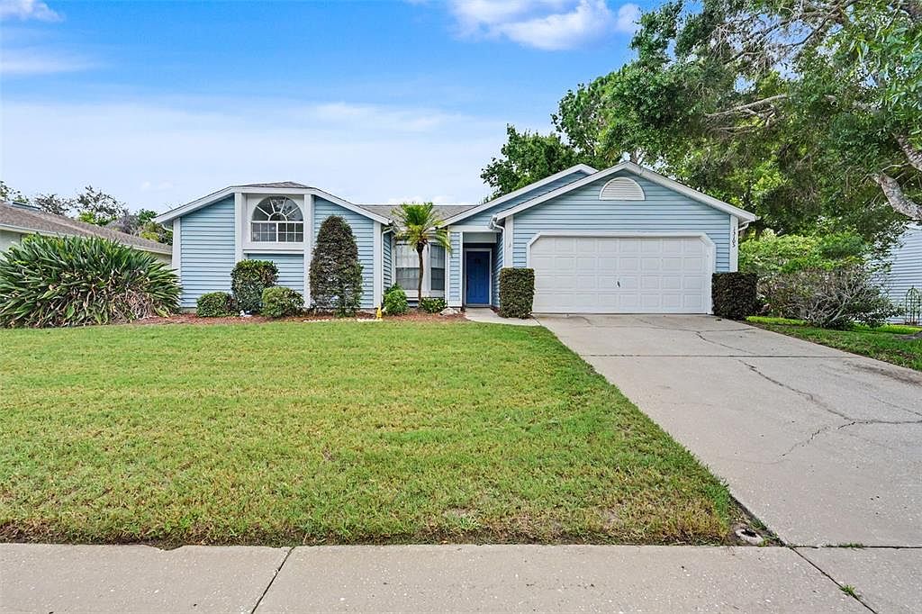 13105 WESTERN CIRCLE — Beacon Woods Golf Course