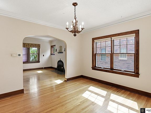 5th image of 6028 Poppleton Ave