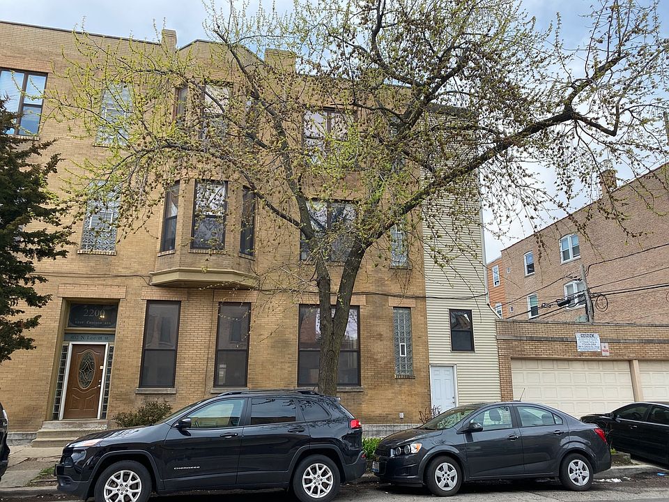 1st image of 802 N Leavitt St #1R