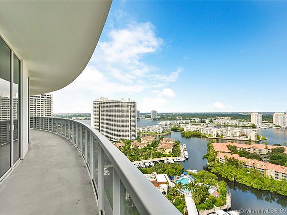 3rd image of 4100 Island Blvd Unit 2003