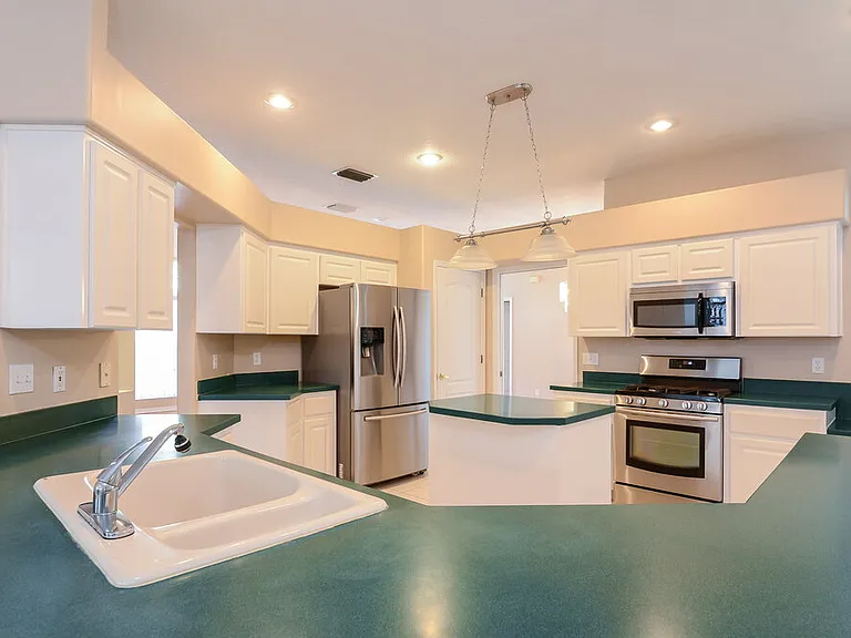 21402 Preservation Dr — Photo 5