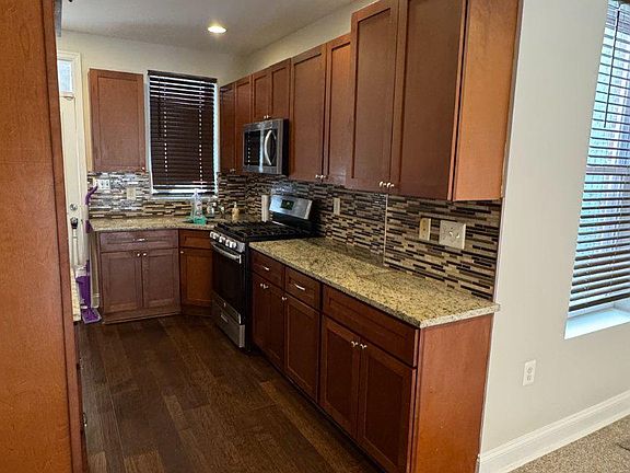 3rd image of 2705 E Biddle St