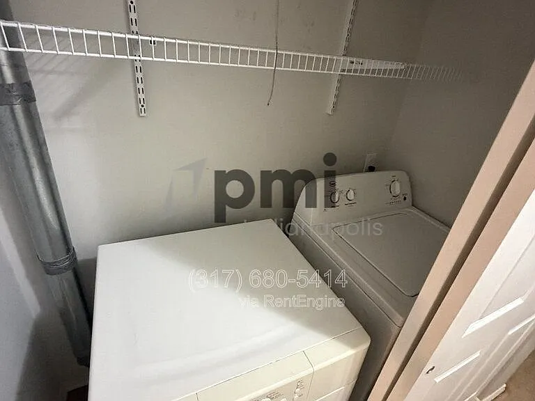 6460 Park Central Way — Photo 50