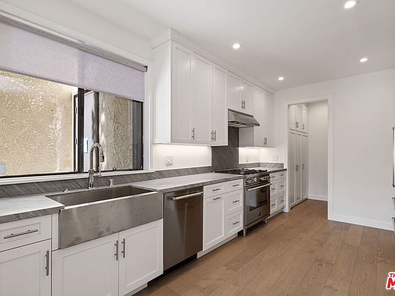 4th image of 12124 Goshen Ave APT 105