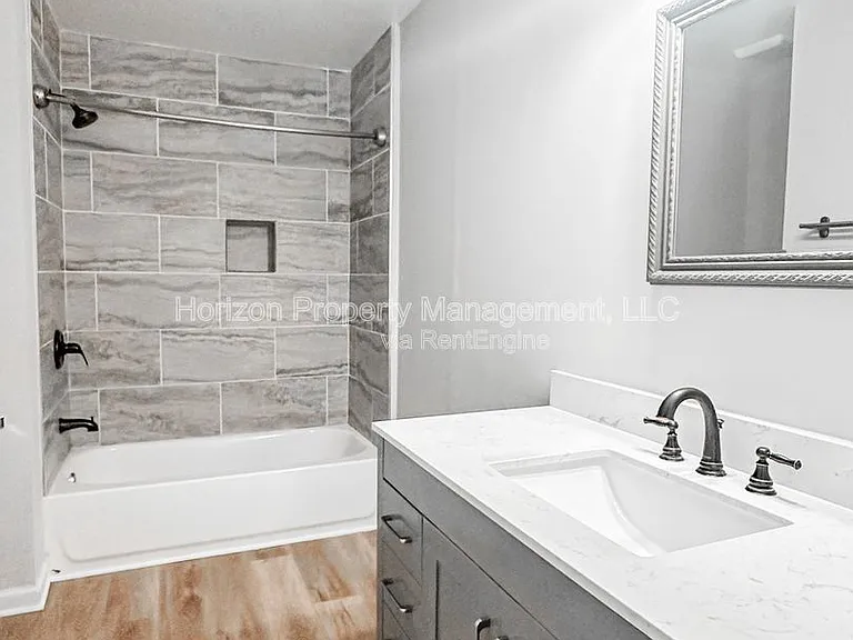 139 Riverstone Commons Cir — Photo 16