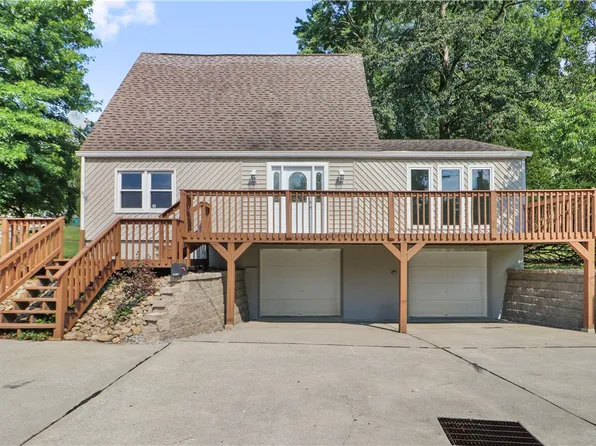 1815 2nd St, Connellsville, PA 15425