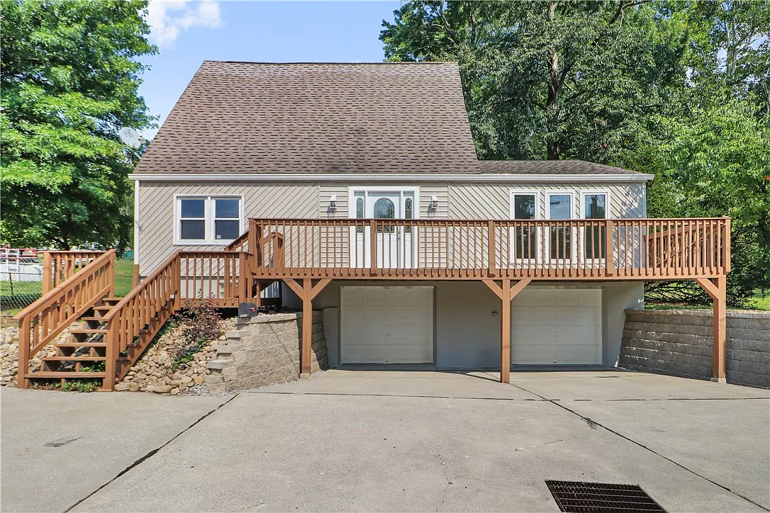1815 2nd St photo 1