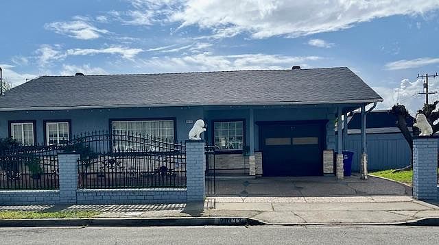 2nd image of 28133 Cole Pl