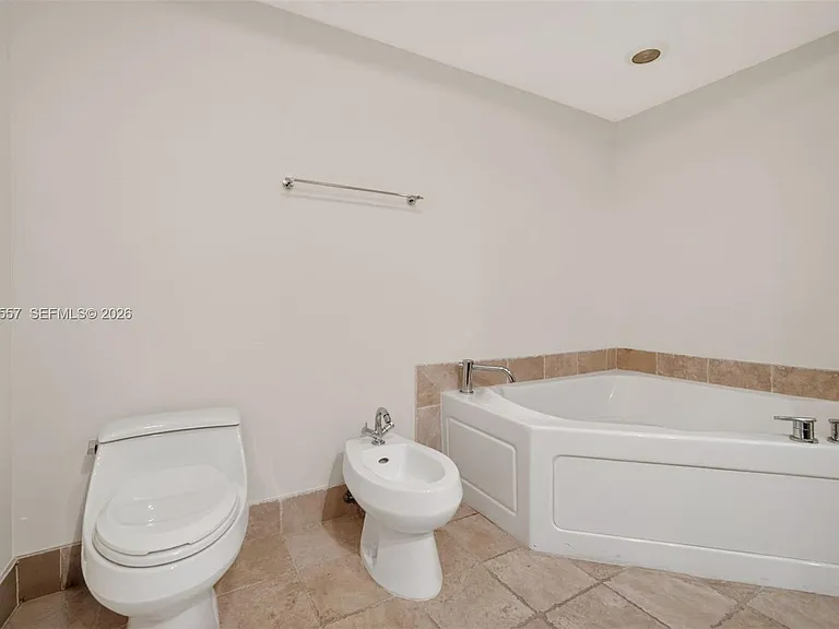 18201 Collins Ave #2008 — Photo 23