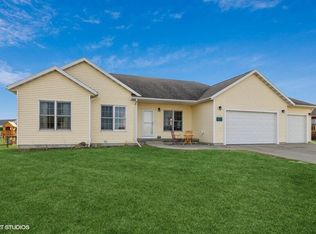 925 Trail Dr, Slater, IA 50244
