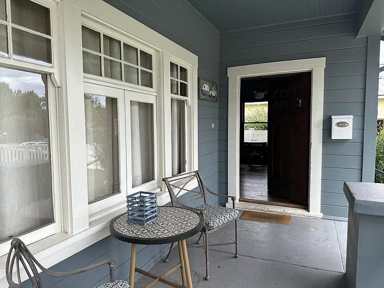 306 N Virginia St — Photo 3