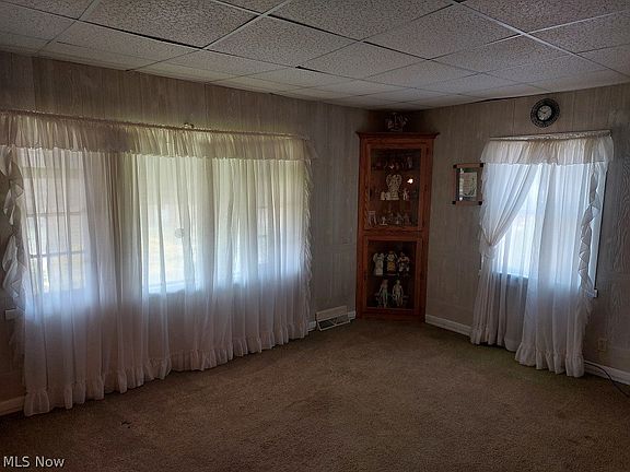 4th image of 344 Westwood Dr
