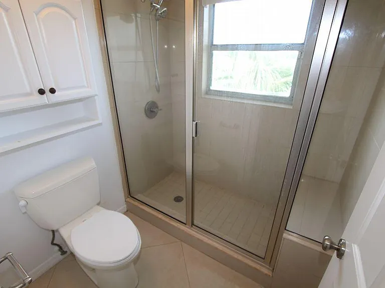 451 Hamptoncrest Cir #307 — Photo 13