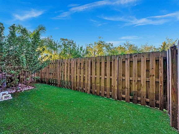5th image of 8195 NW 104th Ave #3